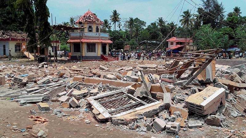 கேரள கோயில் விபத்து: சரணடைந்த கோயில் நிர்வாகிகள்